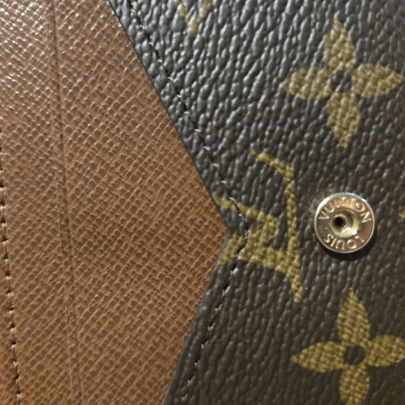 Athentic Louis Vuitton Envelope Business Card Holder - Picture 4 of 11